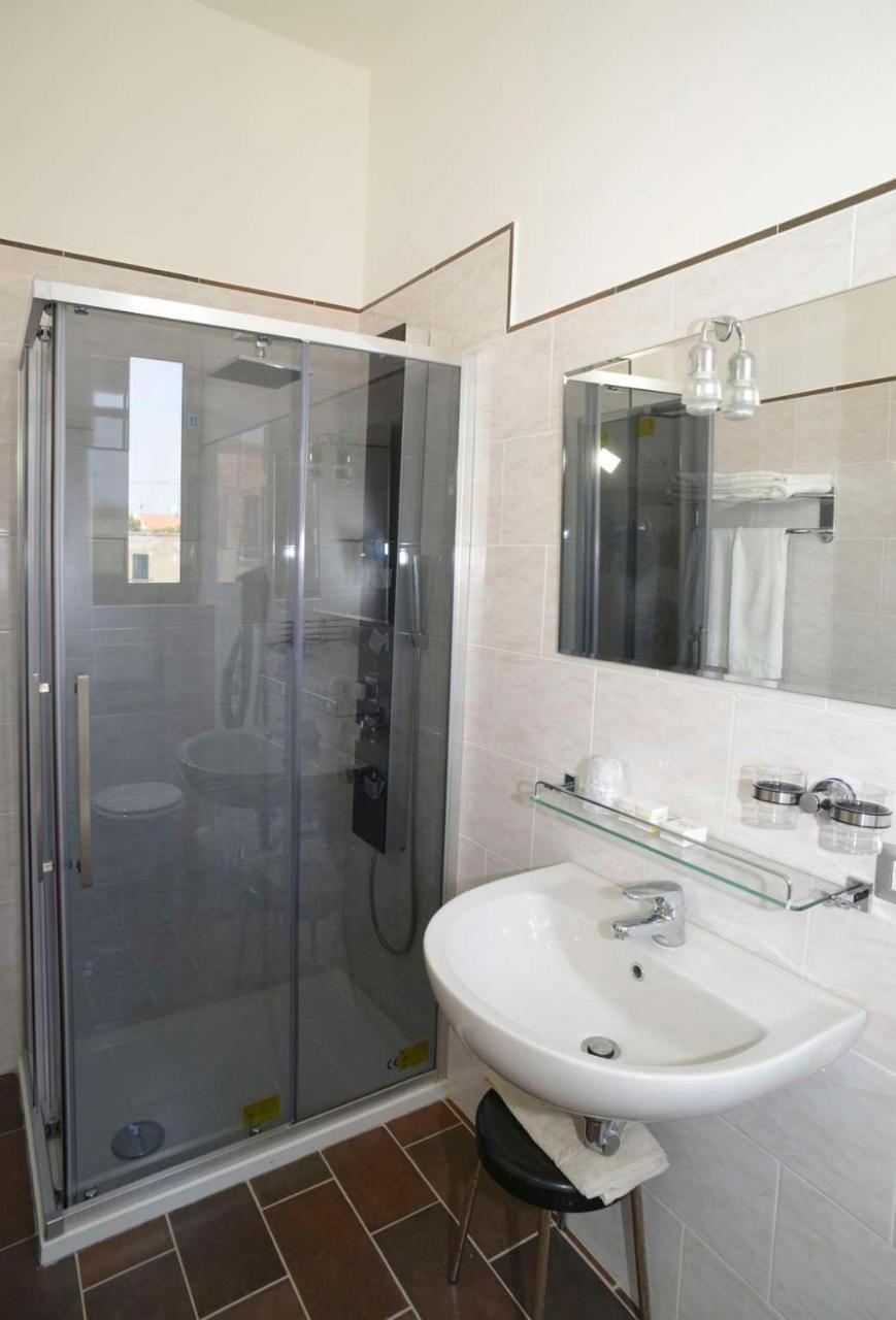 Hotel La Margherita & Spa Алгеро Екстериор снимка